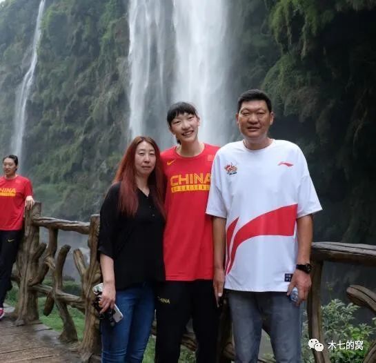 亚洲一区二区三区免费在线观看
